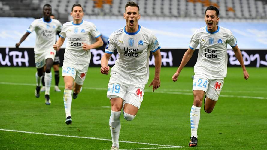 华盛顿奇才训练开放日，赛后豪取连胜引欢呼，法甲在即，年轻球员得到机会的简单介绍爱游戏体育